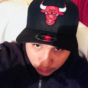 Meet your Posher, Efren